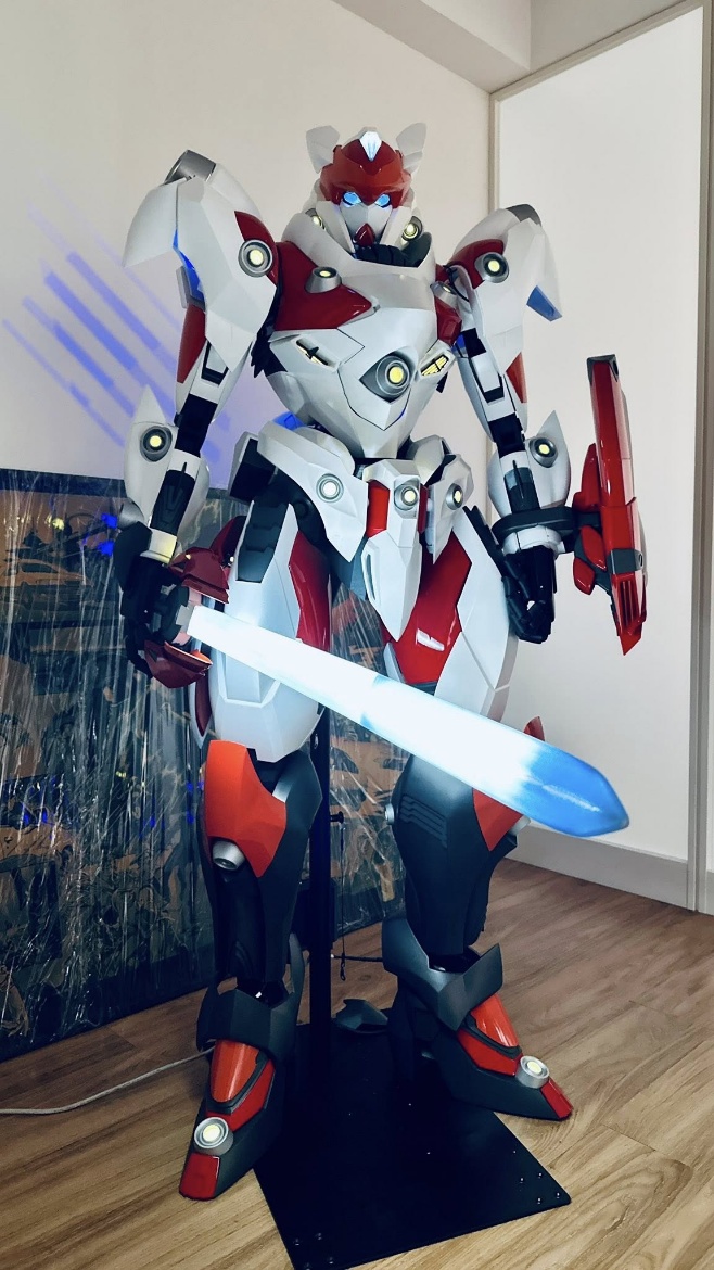 POINT 42 赤兔機甲全身實品照片